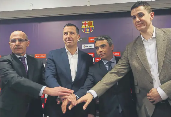  ?? FOTO: PEP MORATA ?? Joan Bladé, Nacho Rodríguez, Albert Soler y Rodrigo de la Fuente, de izquierda a derecha, durante la rueda de prensa de ayer en el Palau Blaugrana