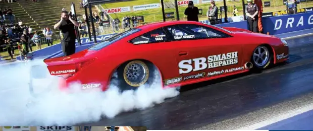  ??  ?? ABOVE: Stuart Bennett was on a mission in Pro Elite, resetting the Aussie LSX record with a 6.39@220mph with his twin-turbo tubeframe Pontiac GXP. With Castle Hill Performanc­e’s Dale Heiler driving the Haltech, the Poncho was running mid-sixes all day