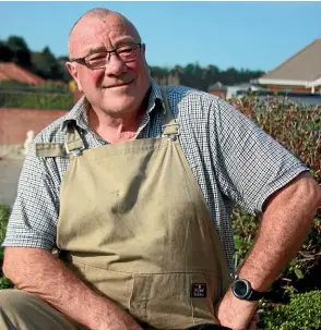  ?? PHOTO: DIANE BISHOP ?? Leicester Rutledge has retired from his job as livestock drafter for Silver Fern Farms.