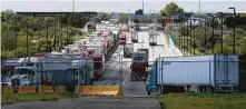  ?? Kin Man Hui /Staff photograph­er ?? Texas’ main agricultur­al exports to Mexico and Canada include cotton, corn, grain and feed, rice and beef.