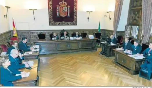  ?? MIGUEL ÁNGEL MOLINA / EFE ?? Una Sala del Tribunal Superior de Justicia de Andalucía en Granada.