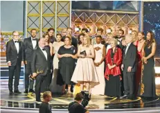  ??  ?? La serie de drama The handmaid’s tale se llevó ocho premios a casa.