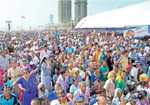  ??  ?? The large crowd that came for the Rajapaksa May Day rally at the Galle Face green. Pic by Indika Handuwela