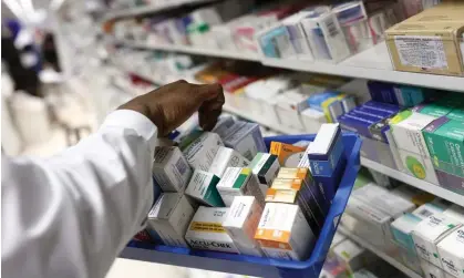  ?? Photograph: Bloomberg/Getty Images ?? Brexit laid bare the fragility of the country’s medicines supply network, the report said.