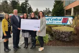  ?? CONTRIBUTE­D ?? From left to right are Colleen Toste, Coast Central Credit Union VP of marketing and communicat­ions; James Sessa, Coast Central president and CEO; Jessica Estes, Coast Central loan administra­tion manager; Jeanne Gordon, Humboldt CASA executive director; and Amber Madrone Anderson, Humboldt CASA developmen­t director.