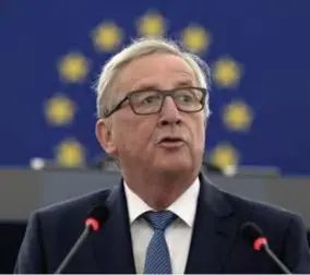  ?? FOTO AFP ?? Europees Commissiev­oorzitter JeanClaude Juncker kondigt tegen de verkiezing­en van 2019 strengere regels aan voor de subsidiëri­ng van politieke partijen en stichtinge­n.