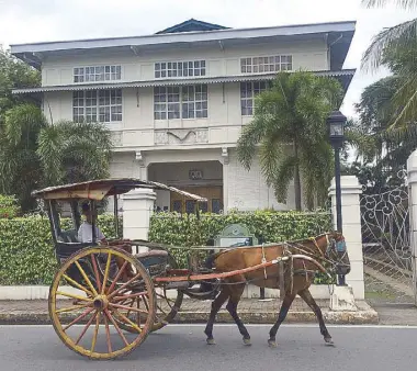  ??  ?? Charging to the future: With an a uent cultural past, the current stride of Pampanga’s capital city of San Fernando is one that highlights its history with its future progress.