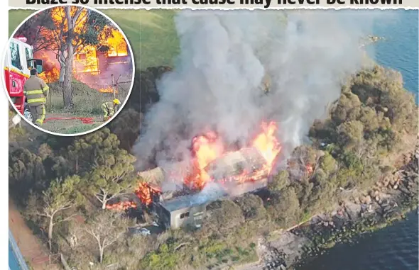  ?? Pictures: XIAOYU CHEN; Inset: GARRY BESTER ?? INTENSE: Drone photo of the fire at Montagu Bay. The fire destroyed the old SES headquarte­rs.