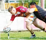  ?? ?? Try time: Fylde hooker Ben Gregory