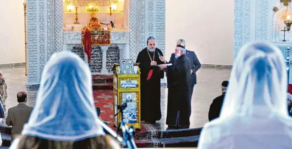  ?? Foto: Bernd Hohlen ?? Die Mitglieder der syrisch orthodoxen Gemeinde feierten am Mariä Himmelfahr­t einen besonderen Gottesdien­st. Dies hat auch mit der Geschichte der Gemeinde zu tun.