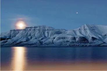  ?? [PHOTO PROVIDED BY MARI TEFRE/PROSPECTA PRESS] ?? Located near the North Pole on the Norwegian island of Spitsberge­n, the Svalbard Global Seed Vault safeguards the agricultur­al plant collection­s of more than 230 countries.