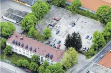  ?? ARCHIVFOTO: RASEMANN ?? Die ehemalige Ravensburg­er Polizeidir­ektion: Auf dem Gelände soll das neue Präsidium für Oberschwab­en entstehen.