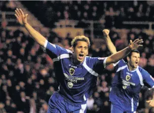  ?? JED WEE/SPORTSBEAT IMAGES ?? Michael Chopra celebrates scoring for the Bluebirds