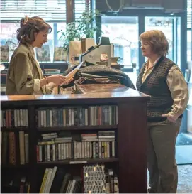  ??  ?? The many memorable supporting characters include Dolly Wells (left) as a bookshop owner who admires the work of Lee Israel (Melissa McCarthy).