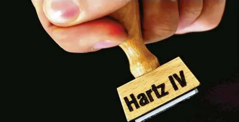  ?? Foto: Ralf Hirschberg­er, dpa ?? In dieser Woche will Arbeitsmin­ister Hubertus Heil das Bürgergeld durch das Parlament bringen und Hartz-IV abschaffen.