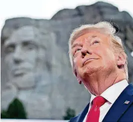  ?? AFP ?? k Donald Trump empezó los festejos por el 4 de julio en el Monte Rushmore.