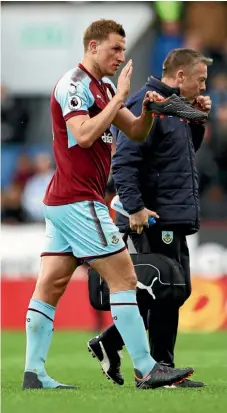  ?? GETTY IMAGES ?? Chris Wood applauds as he is substitute­d in the match against Brighton and Hove Albion.