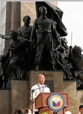  ?? —NIÑO JESUS ORBETA ?? Defense Secretary Delfin Lorenzana delivers a speech in Thursday’s rites marking the 154th birth anniversar­y of Andres Bonifacio in Caloocan City.