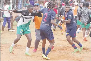  ?? (File pic) ?? The commotion between Mbabane Swallows and Nsingizini Hotspurs players at King Sobhuza II Memorial Stadium.