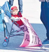  ?? ?? Algunos niños fueron llevados también