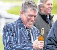  ?? Rob Hockney ?? ●● Chairman Peter Harper enjoys the post match celebratio­ns