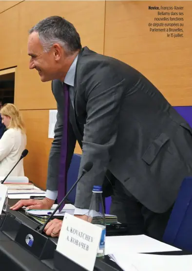  ??  ?? Novice. François-Xavier Bellamy dans ses nouvelles fonctions de député européen au Parlement à Bruxelles, le 15 juillet.
