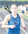  ?? JEFF VORVA/DAILY SOUTHTOWN ?? Lincoln-Way East’s Katie Sciarini, who was allowed to run again after lane interferen­ce in her heat, qualifies for the Class 3A state meet in the 300-meter hurdles at the Minooka Sectional on Wednesday.
