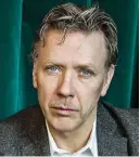  ?? Foto: tt/Claudio BresCiani ?? Valet av Mikael Persbrandt som■ nyårsvärd på SVT väcker kritik.