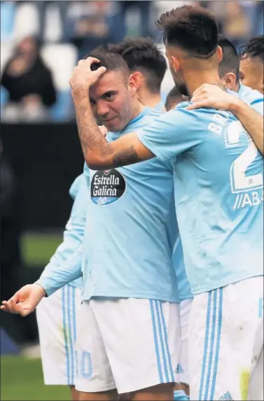  ??  ?? OTRA TARDE MÁGICA. Iago Aspas firmó otro partido para el recuerdo, sobre todo por su segundo gol.