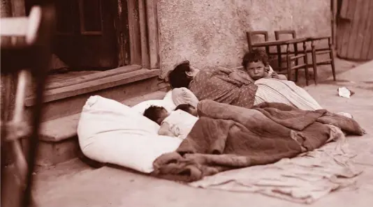  ??  ?? Opposite page: Children sort copper ore at Bolton, Quebec, in 1867.
Top: A mother sleeps outside with her children on a hot summer night in Toronto.