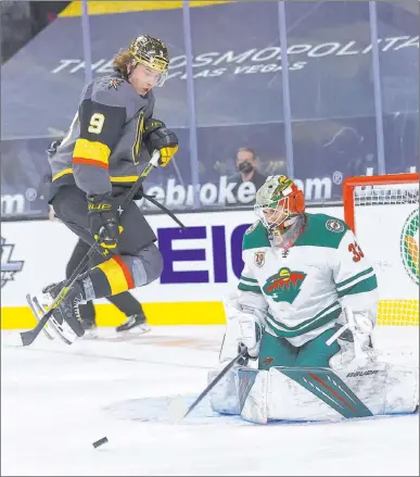  ?? Chase Stevens Las Vegas Review-journal @csstevensp­hoto ?? Knights center Cody Glass, the team’s youngest player, has experience­d several ups and downs so far this season.