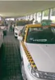  ?? |CUARTOSCUR­O ?? Los taxistas sitiaron el Congreso y mantienen sus demandas.