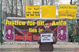  ?? SOPA IMAGES/SAQIB MAJEED/SOPA IMAGES/LIGHTRO ?? A peaceful demonstrat­ion was held demanding capital punishment for the accused involved in the rape and murder of Asifa.