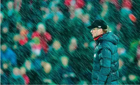  ?? Foto: Profimedia.cz ?? Co bude dál Kouč Klopp mohl Liverpoolu po třiceti letech čekání přinést ligový titul. Ale do cesty se mu postavil koronaviru­s.