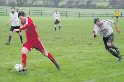  ??  ?? Guto Hughes of Glantraeth breaks forward against Pwllheli