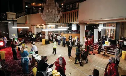  ??  ?? A former nightclub has been turned into an NHS vaccinatio­n centre in St Albans, Hertfordsh­ire. Photograph: Paul Childs/Reuters