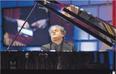  ?? ?? El pianista Josu de Solaun actúa en Zaragoza en el marco del Ciclo de Grandes Solistas Pilar Bayona.