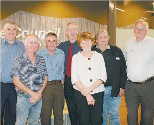  ??  ?? Chatting with tree expert Greg Moore (centre) following a talk about the value of urban trees in Drouin are (from left) Keith Cook, Jeff Smythe, Wes Dobson, Judy Farmer, John Butler and Peter Ware.