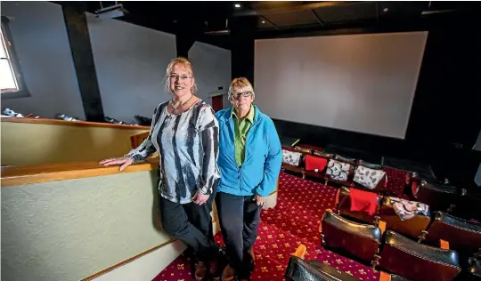  ?? PHOTO: DAVID UNWIN/FAIRFAX NZ ?? The Majestic Theatre manager Simone Simpson and theatre management committee chairwoman Gail Larsen in the soon-to-be upgraded cinema.