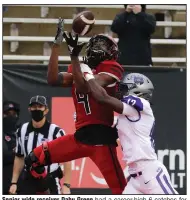  ?? (Arkansas Democrat-Gazette/Thomas Metthe) ?? Senior wide receiver Dahu Green had a career-high 6 catches for 94 yards and 2 touchdowns during Arkansas State’s victory over Central Arkansas on Saturday.