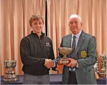  ?? ?? Lansdown Golf Club’s Charlie Patterson with the Mullingar Trophy