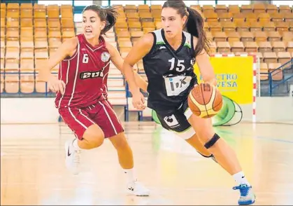  ??  ?? Iraurgi SB e IDK Gipuzkoa
firmaron ayer un convenio histórico para el baloncesto femenino en Gipuzkoa