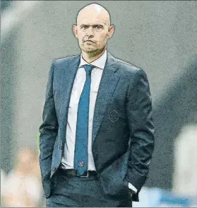  ?? FOTO: EFE ?? Marcel Keizer es el nuevo entrenador del Ajax y releva en el puesto a Peter Bosz