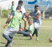  ??  ?? VOLANTE. Bayron Méndez volverá hoy con el Platense.