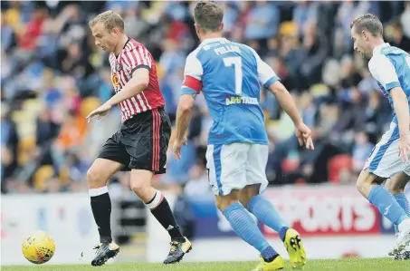  ??  ?? Lee Cattermole