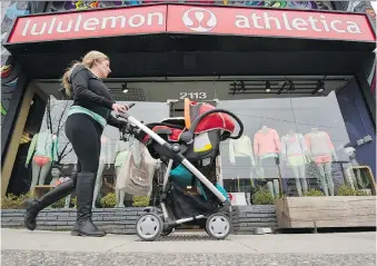  ?? GERRY KAHRMANN/FILES ?? Vancouver-based Lululemon’s transforma­tion into a “dual-gender” brand and diversific­ation into other sports appear to be paying off as it posted strong holiday sales and said it plans to expand its men’s business. Lululemon now expects fourth-quarter...