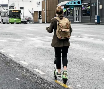  ?? CHRISTEL YARDLEY/STUFF ?? Lime scooters have become a ubiquitous sight on Hamilton’s streets and footpaths.