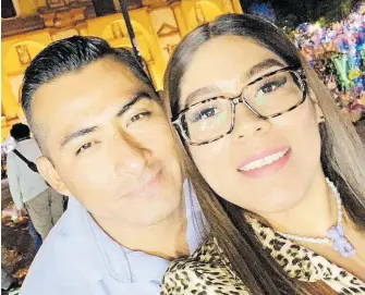  ?? ?? Areli Marentes y Fernando Eluis Rico anuncian su boda por las leyes terrenas