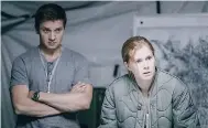  ?? AP ?? Jeremy Renner (left) and Amy Adams in ‘Arrival’.