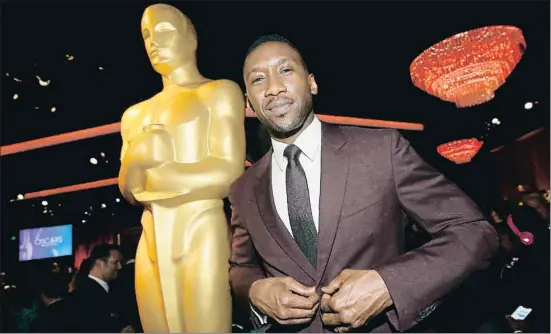  ?? DANNY MOLOSHOK / AP ?? Mahershala Ali es uno de los actores más respetados y reconocido­s del Hollywood actual gracias al Oscar que se llevó con Moonlight hace dos años